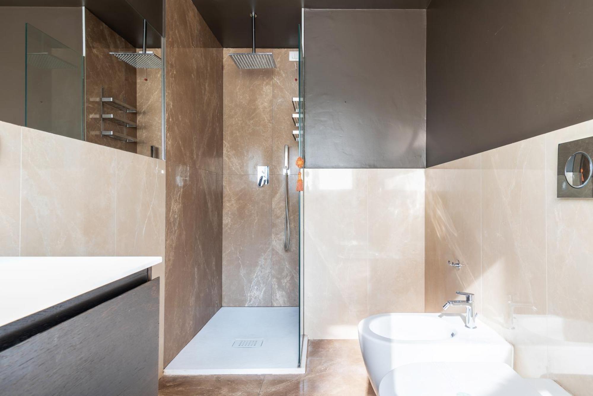 Spacious And Bright In The Center Apartment Mailand