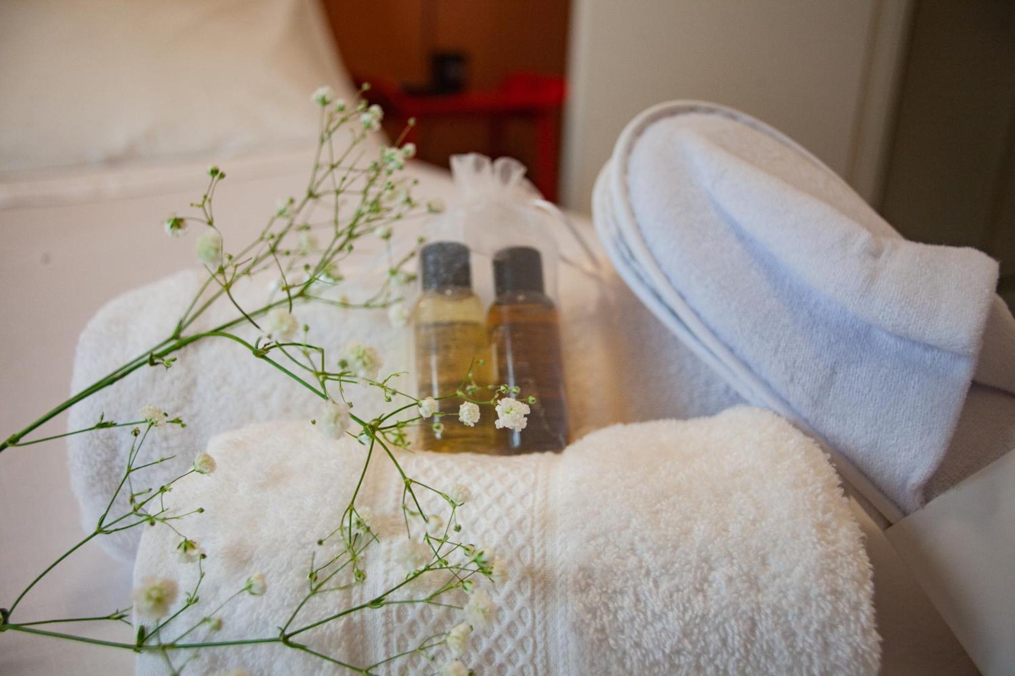 Design & Luxury With Garden In San Senatore Apartamento