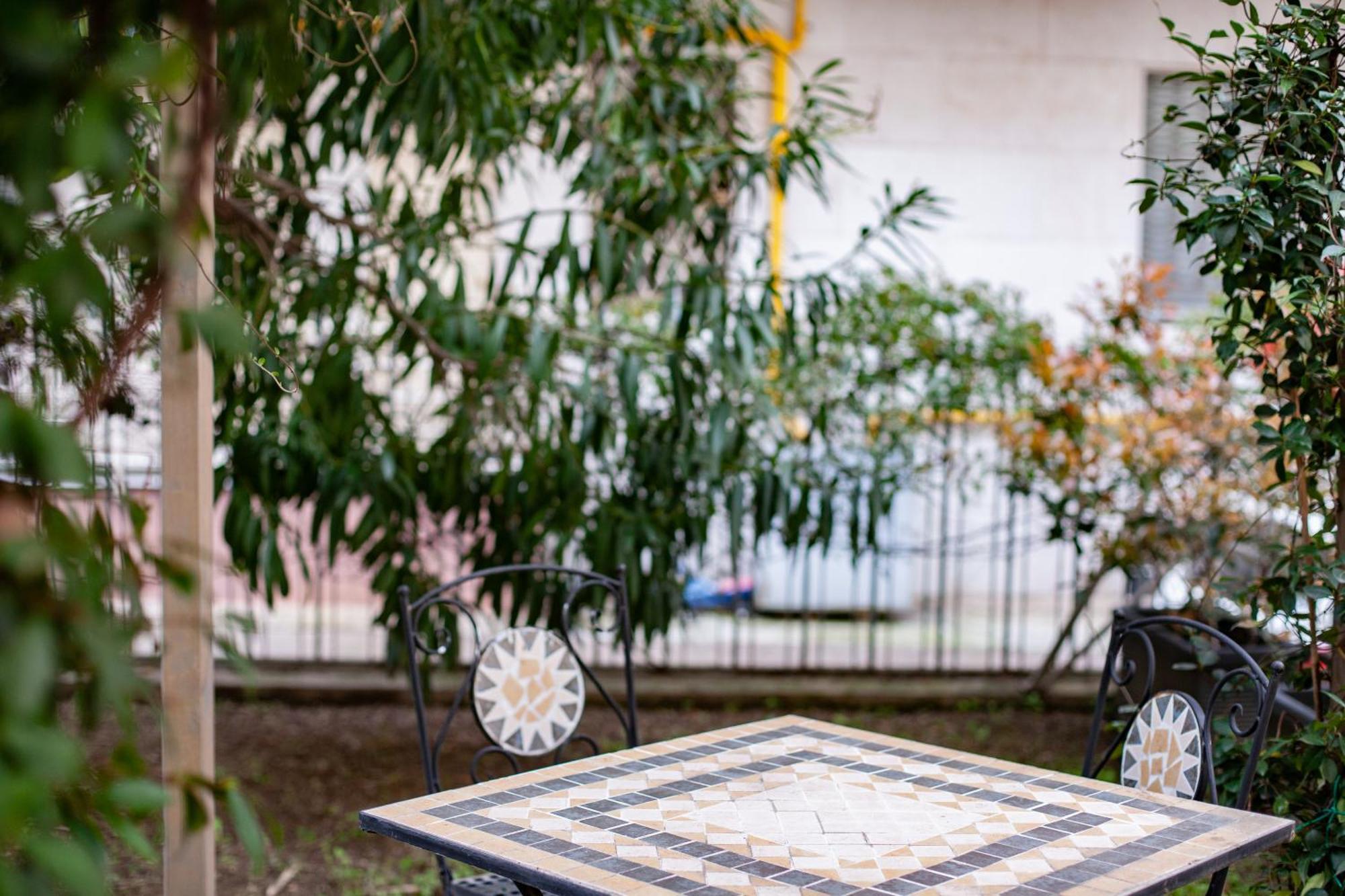 Design & Luxury With Garden In San Senatore Apartment Mailand