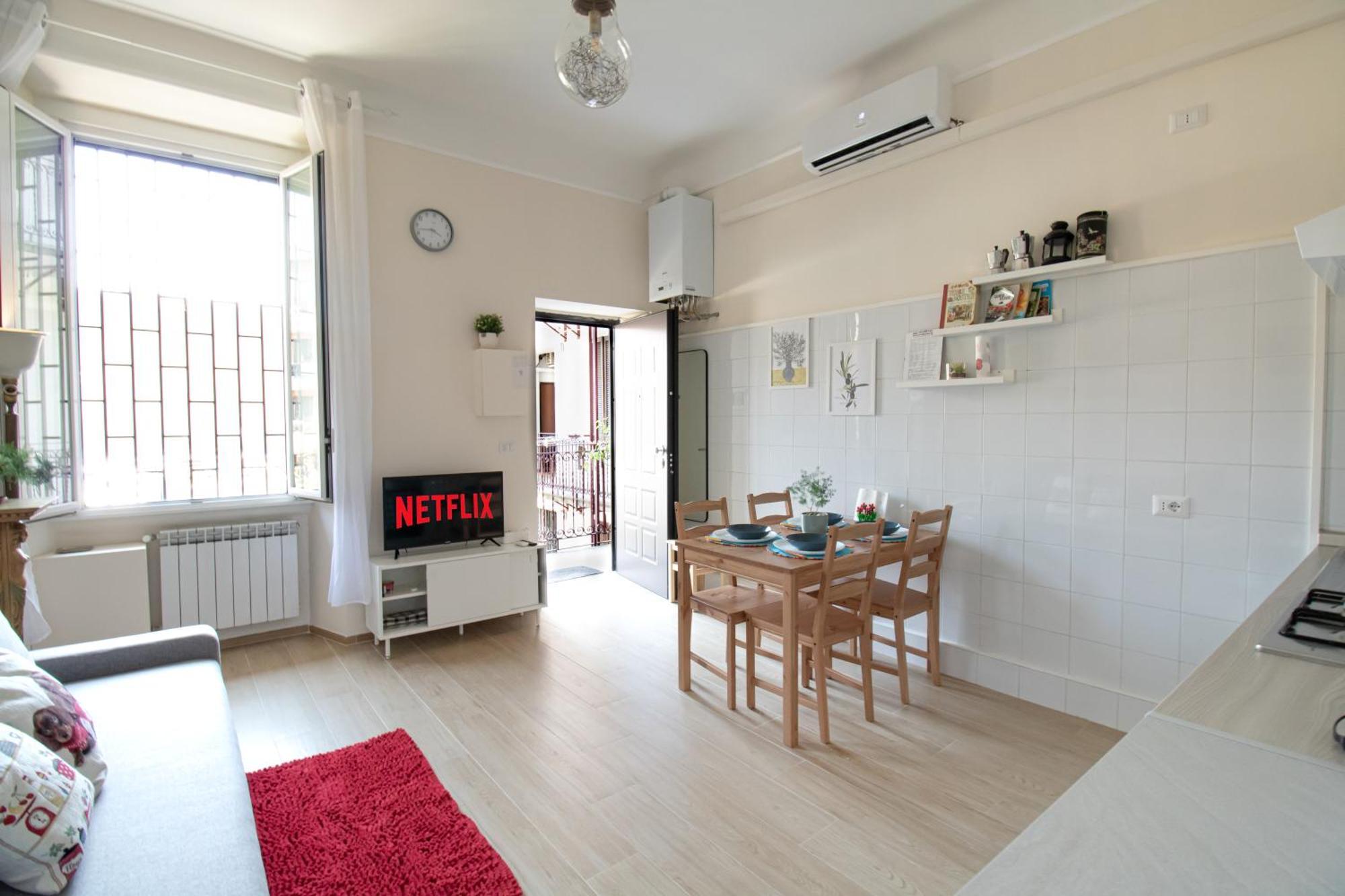 Garibaldi Isola Apartment