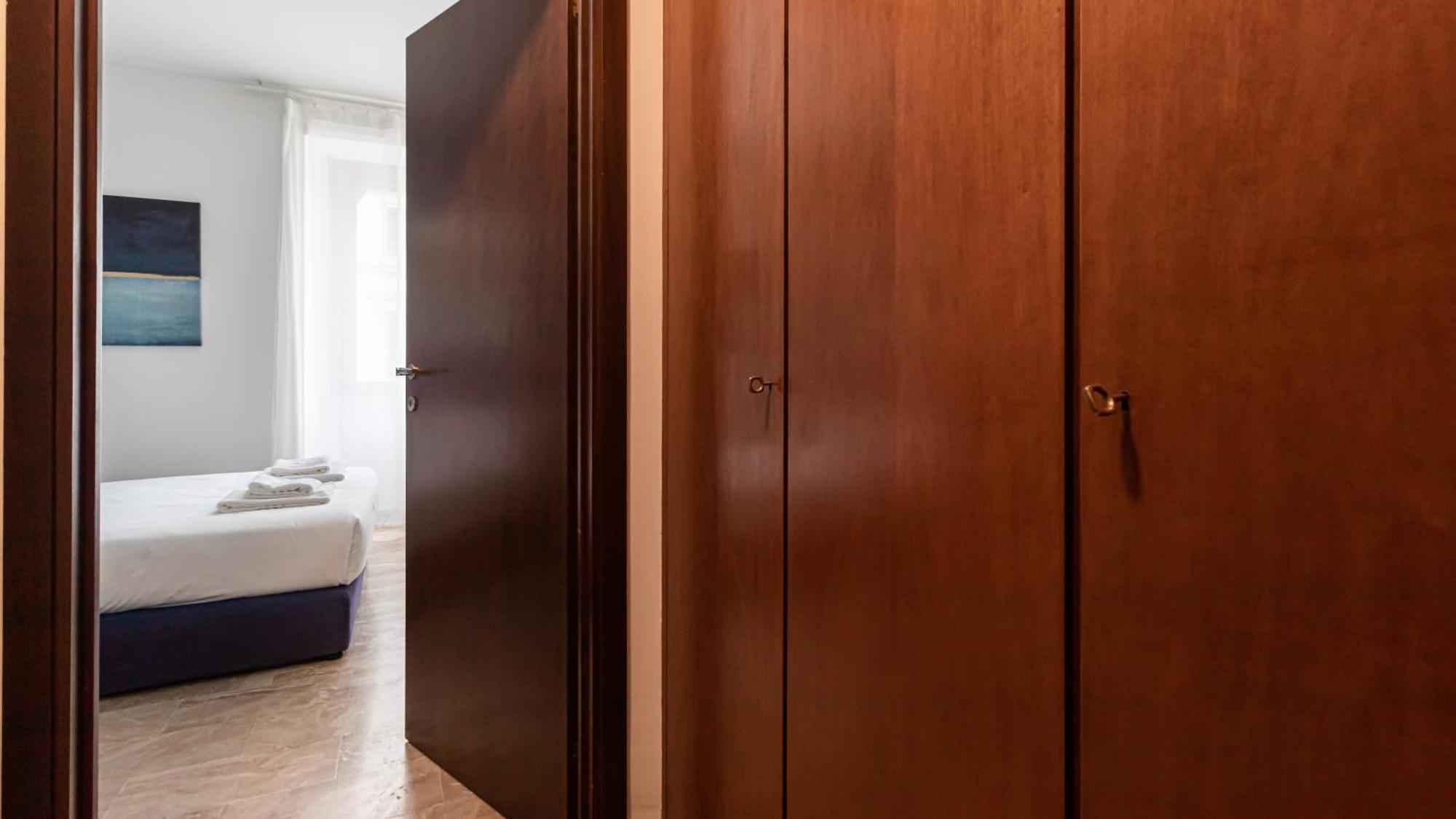 Italianway - Palazzi 6 C * Milão