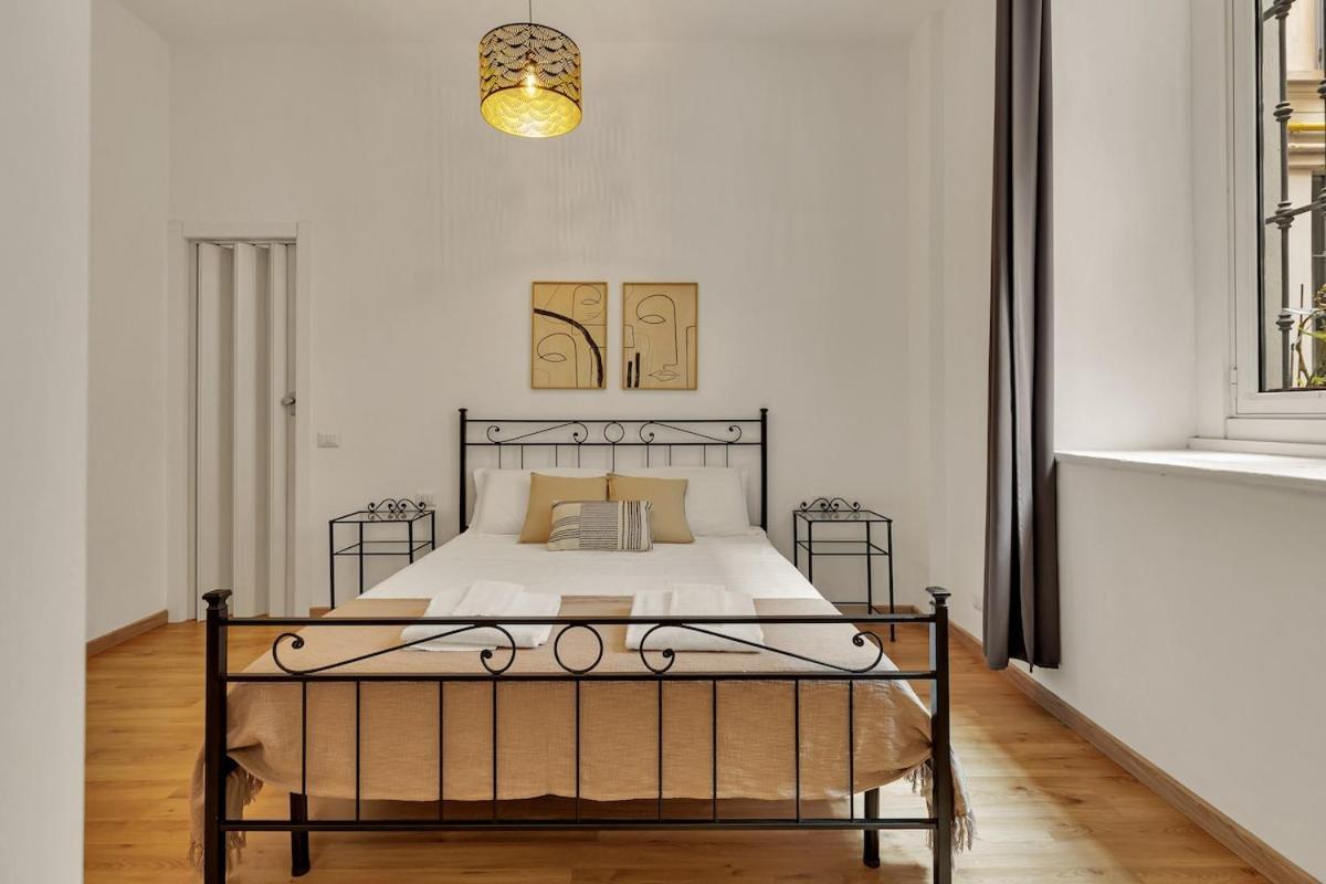 Porta Venezia - Elegant Downtown Apartment *