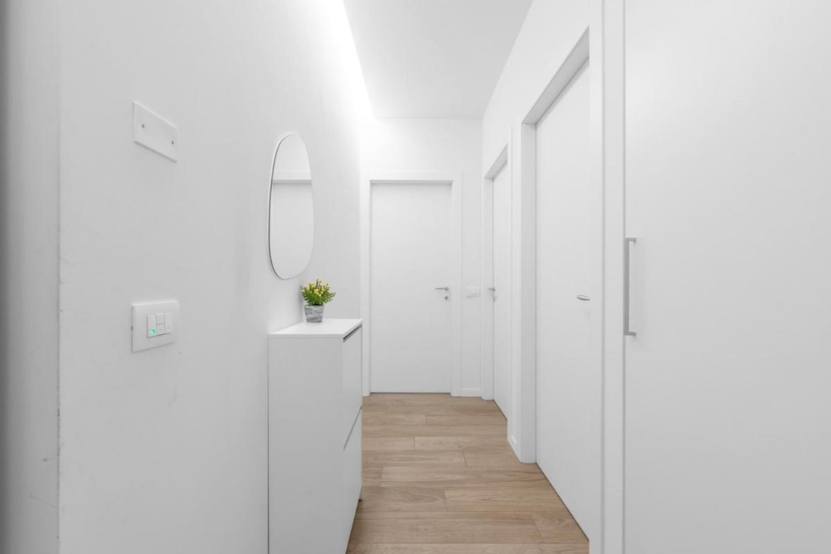 Apartamento Bilocale Vicino Tram 2, Smart Tv E Internet Veloce Milão