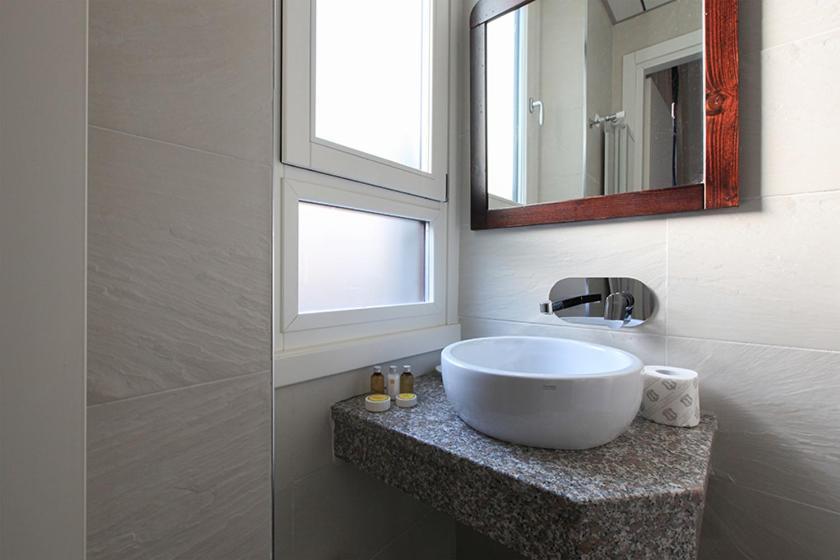 Economico E Strategico A Quattro Fermate Da Piazza Duomo Apartment