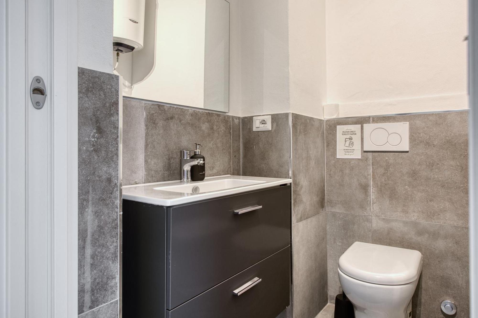 15min To Duomo, Modern 1 Bedrm Flat Ac, 5g Wifi Apartment
