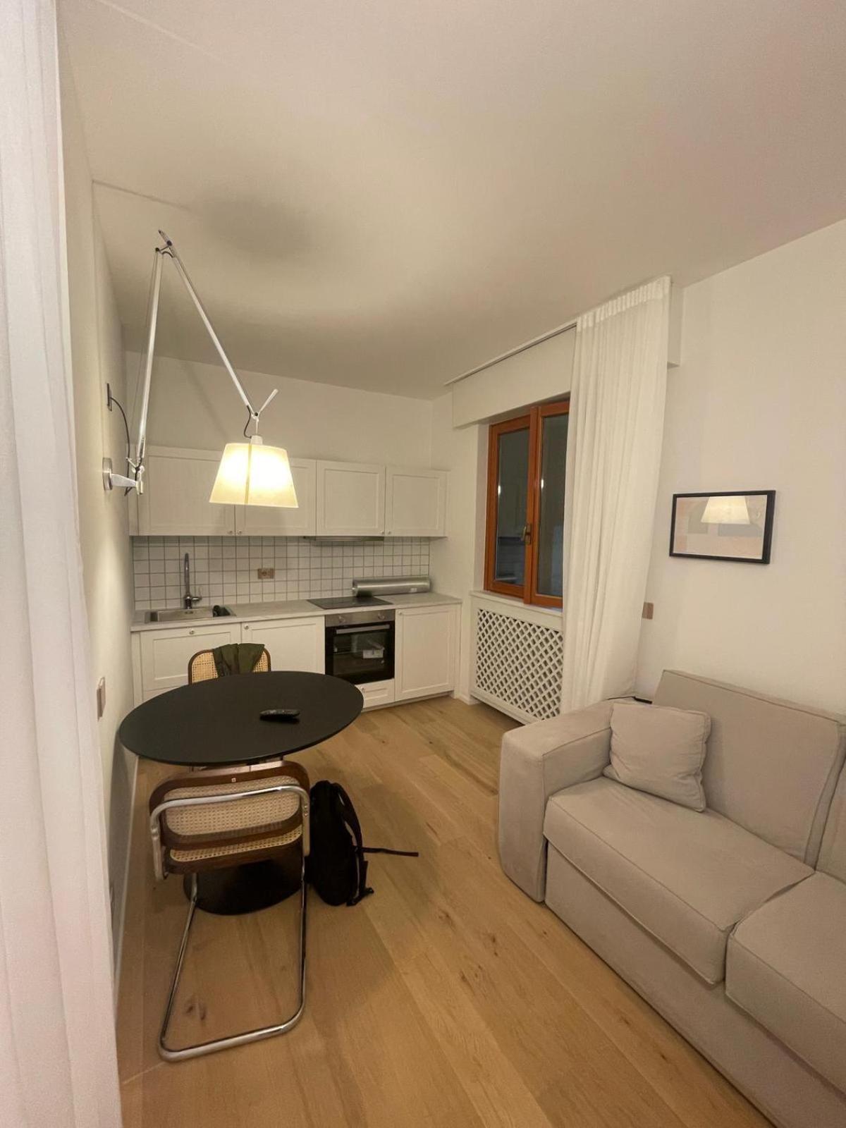 Porta Romana Apartment *
