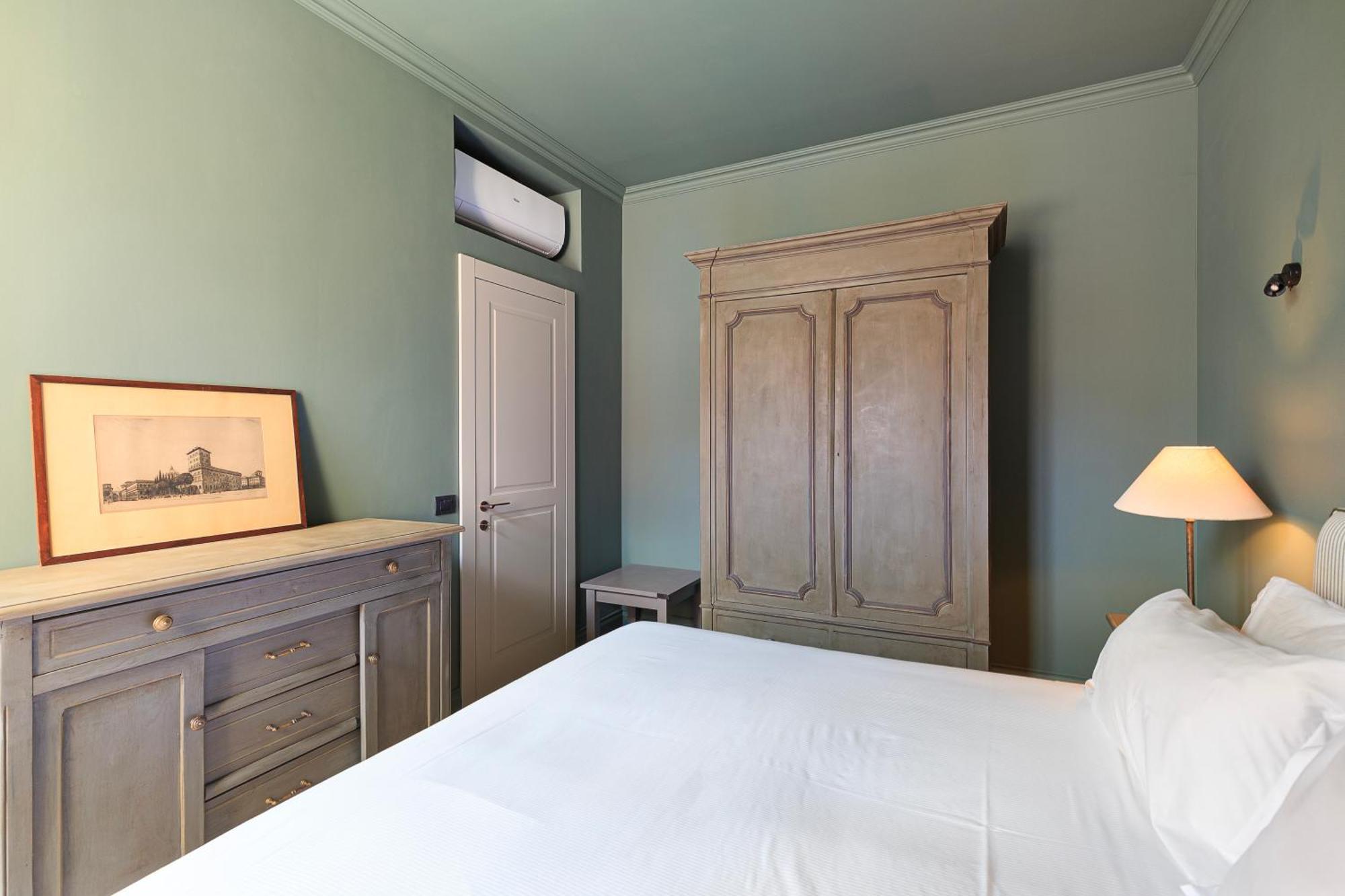 Apartment Peaceful, In The Center Of Garibaldi Train Station Brera Mailand