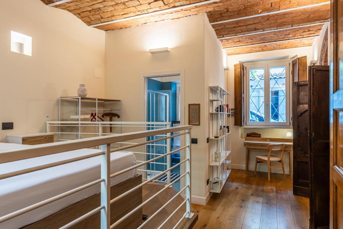 Navigli Typical With Private Courtyard Apartment *