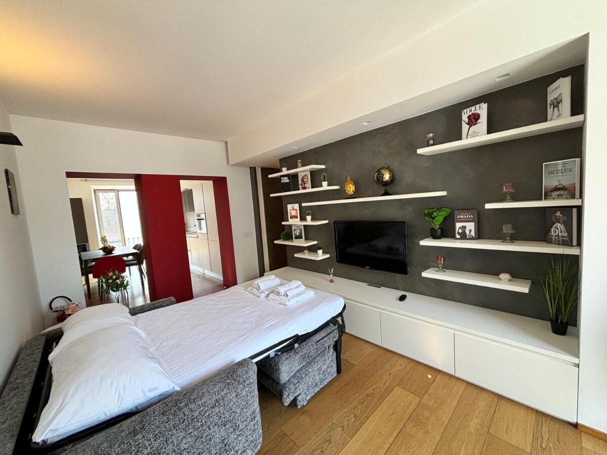 Luxury Brera - Corso 9 Apartment
