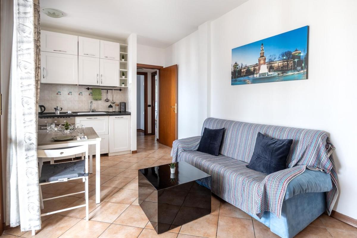 Apartment Brenta Fondazione Prada - Free Private Parking & Terrace Mailand