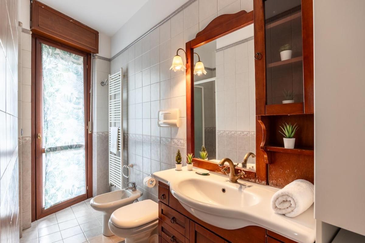 Brenta Fondazione Prada - Free Private Parking & Terrace Apartment Mailand