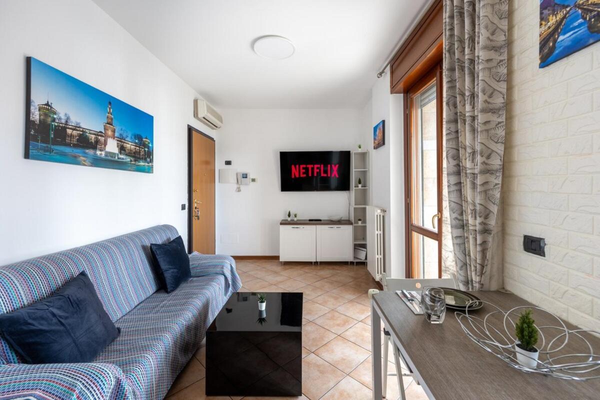 Brenta Fondazione Prada - Free Private Parking & Terrace Apartment Mailand