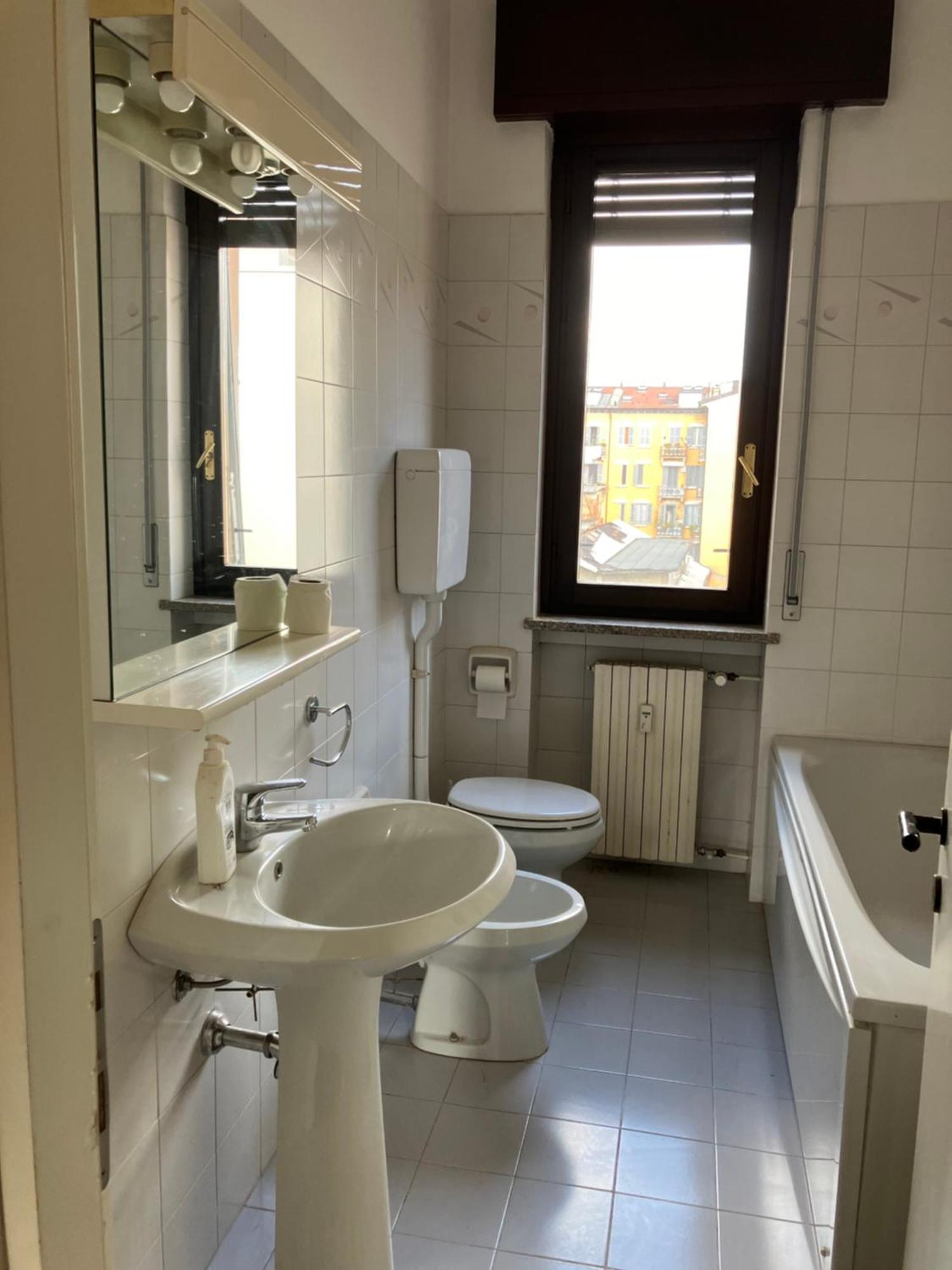 Three And A Large Terrace Apartment Milan