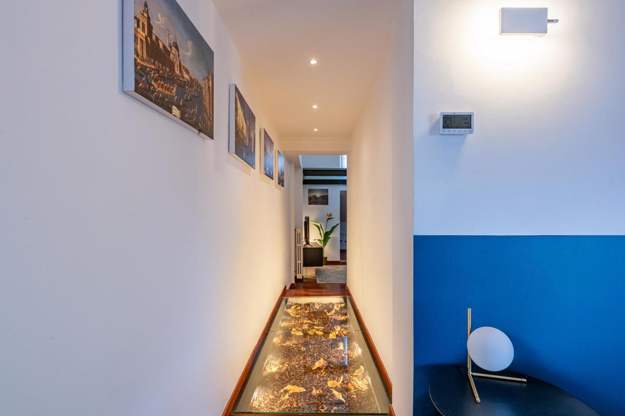 De Amicis' Nest - Center *