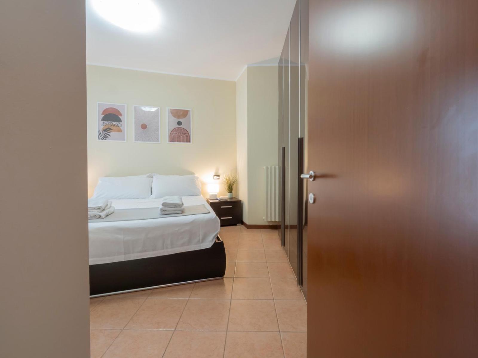 Spazio Breda - Free Garage, Metro M1, Balcony Apartment Mailand