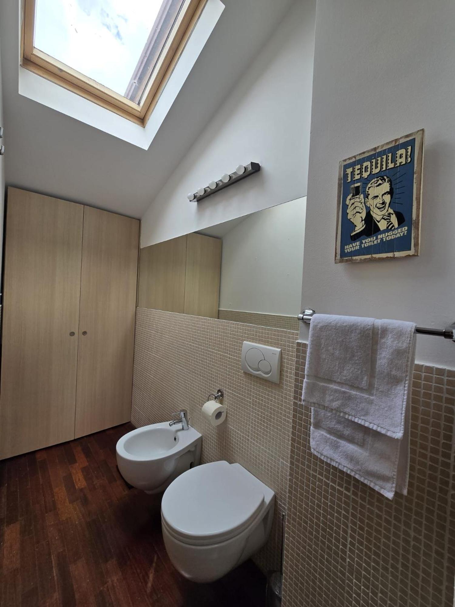 Apartment Urban Attic Isola District