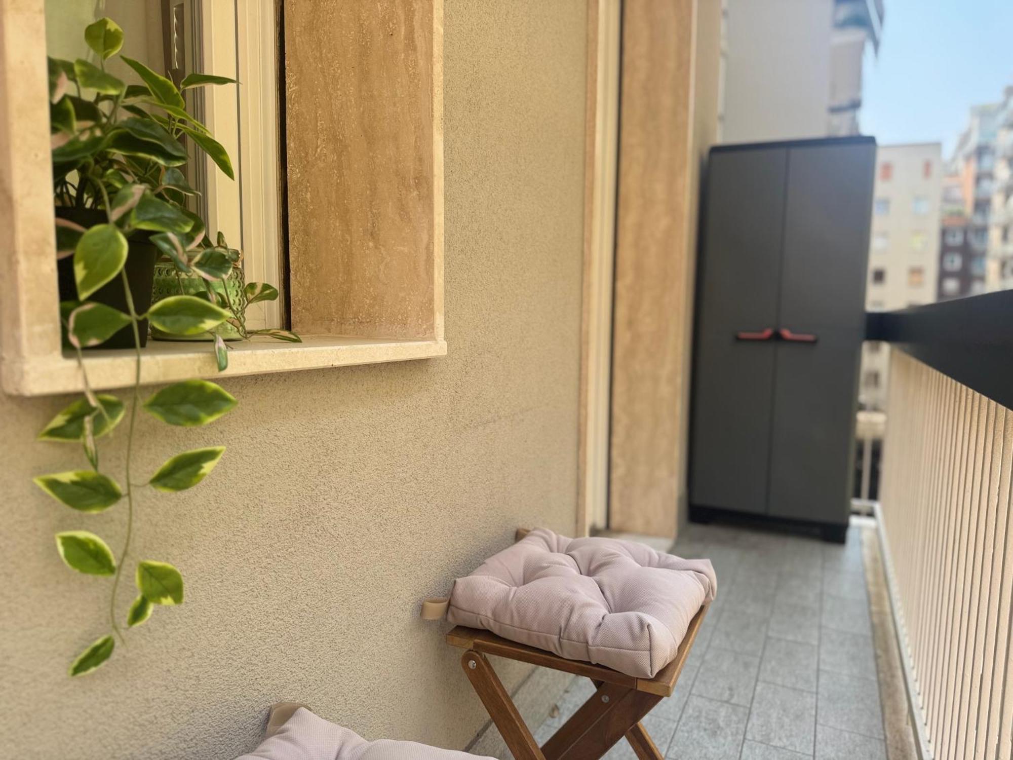 A Casa Di Imma A 5 Min Stazione Centrale, Wi-fi Veloce, Balcone Abitabile Apartment