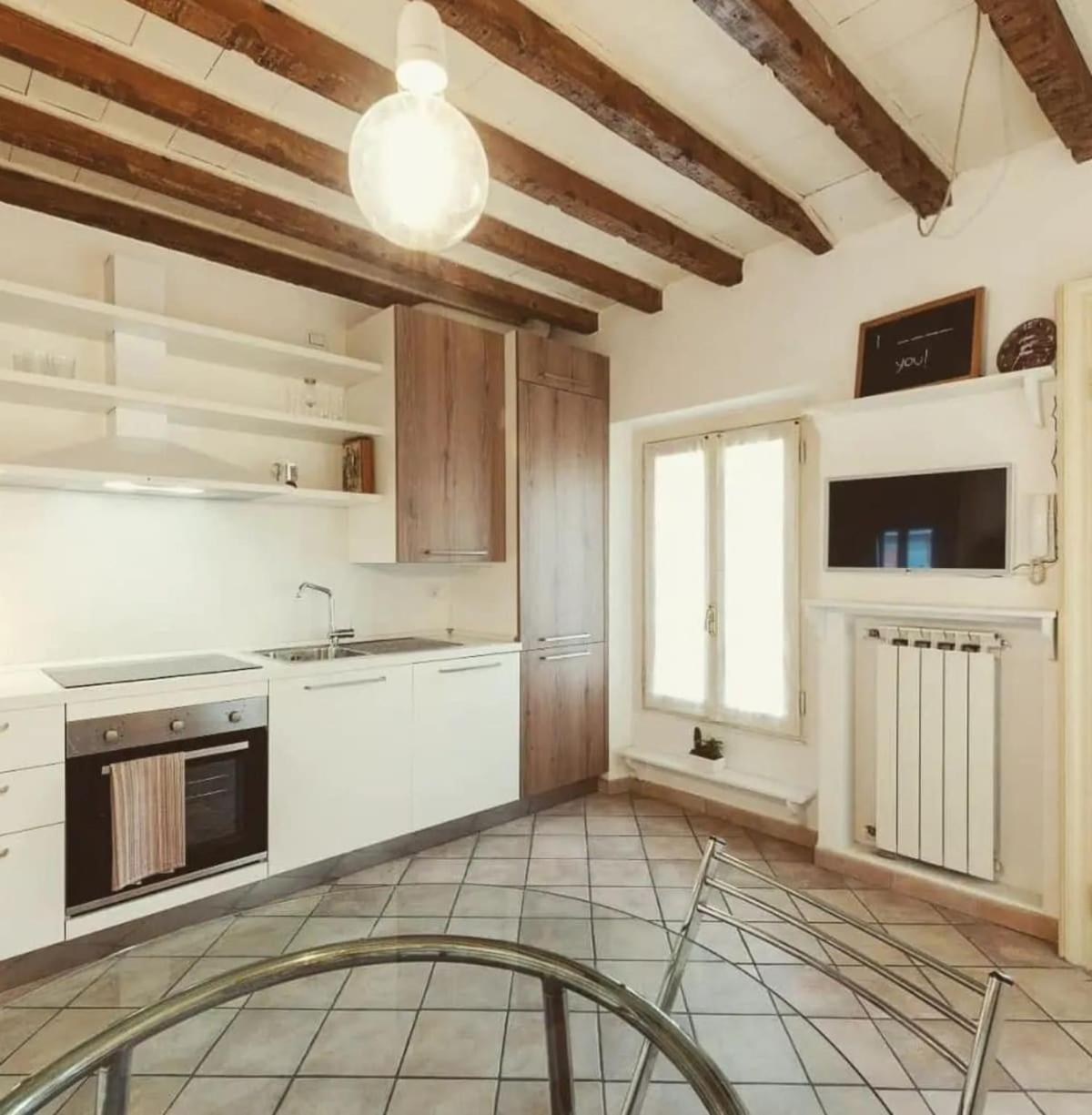 Apartment Elegant Naviglio Cool Area Large 5 Pax With Elevator *