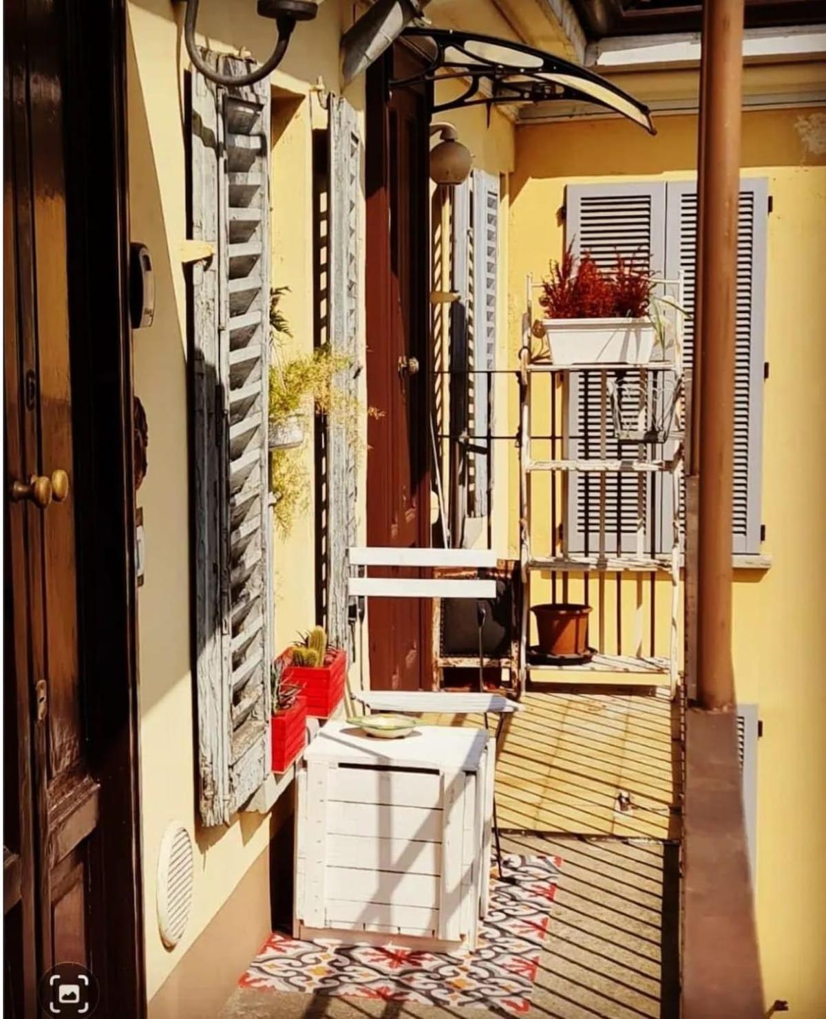 Elegant Naviglio Cool Area Large 5 Pax With Elevator