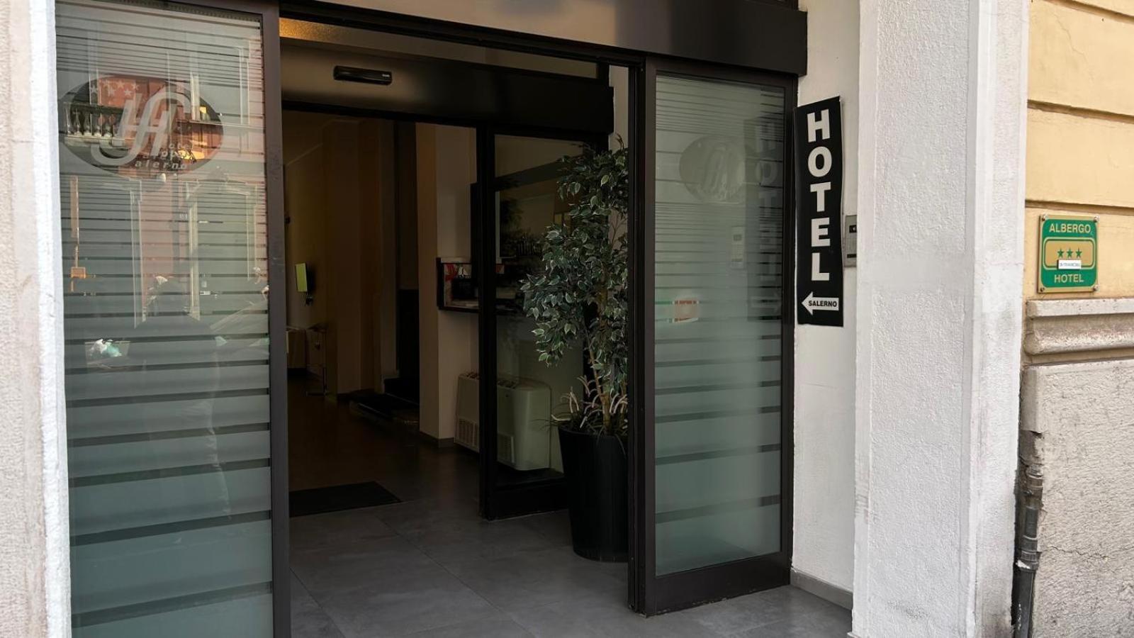 Hotel Salerno Milão