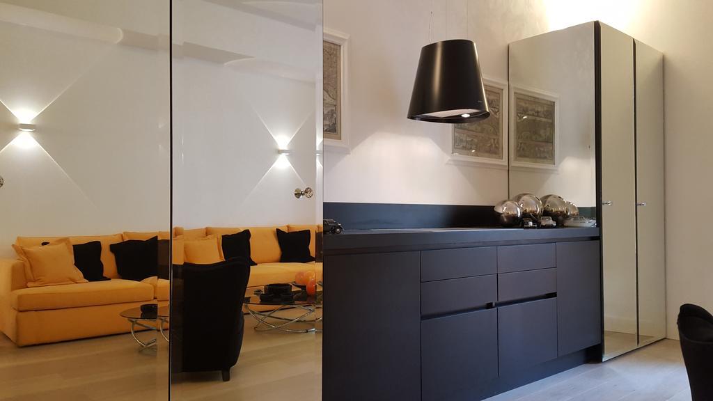 Apartamento Bnbutler - Broletto 39 - A Few Steps To The Duomo And La Scala Milão
