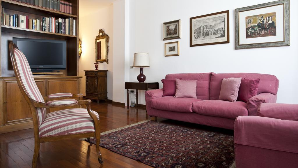 Italianway-piazzale Baracca Mailand