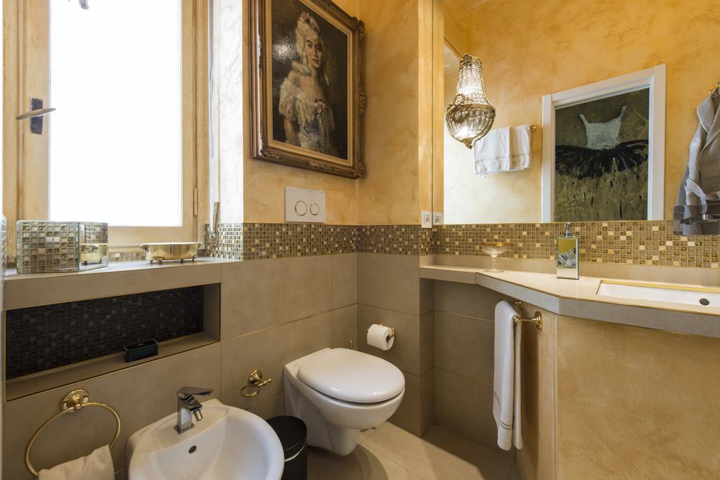 Apartamento Bnbutler - Broletto 39 - A Few Steps To The Duomo And La Scala