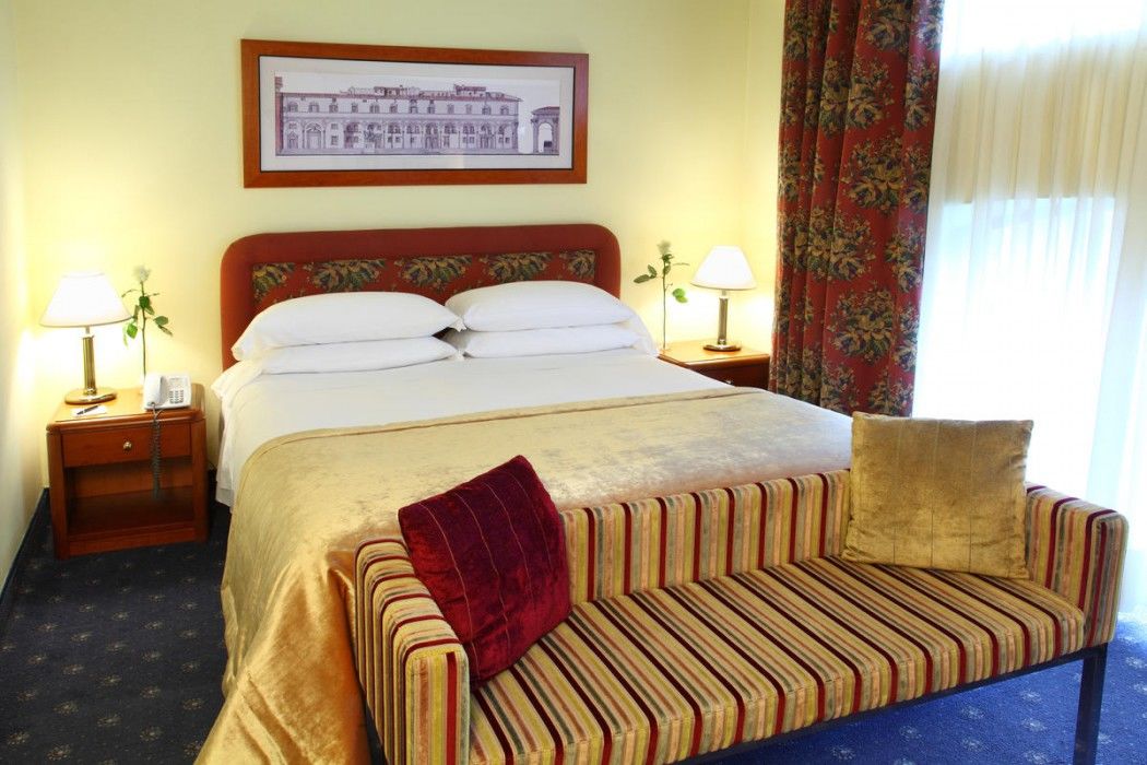 Hotel Starhotels Business Palace 4*