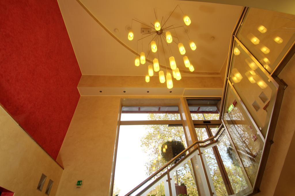 Susa Hotel 3*