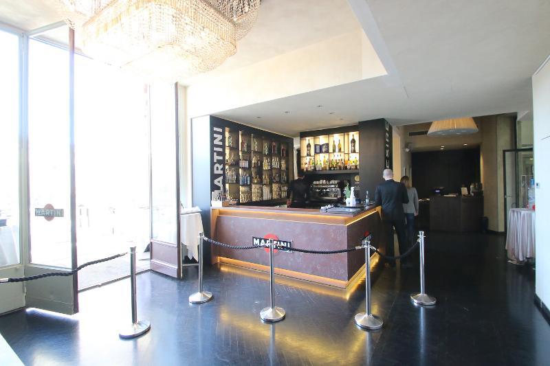 Hotel The Glamore Duomo Milão