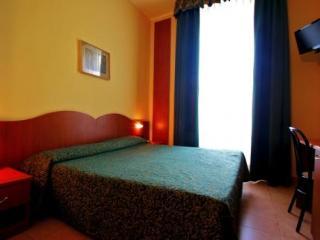 Hotel The Best 2*