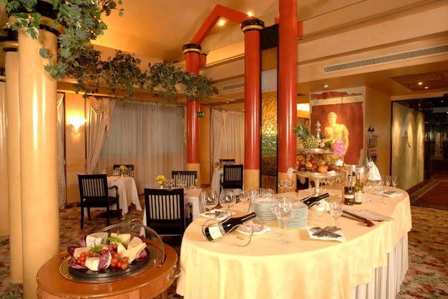Antares Rubens Hotel