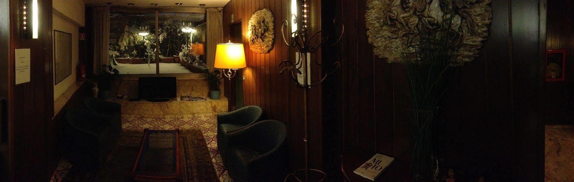Mec Hotel