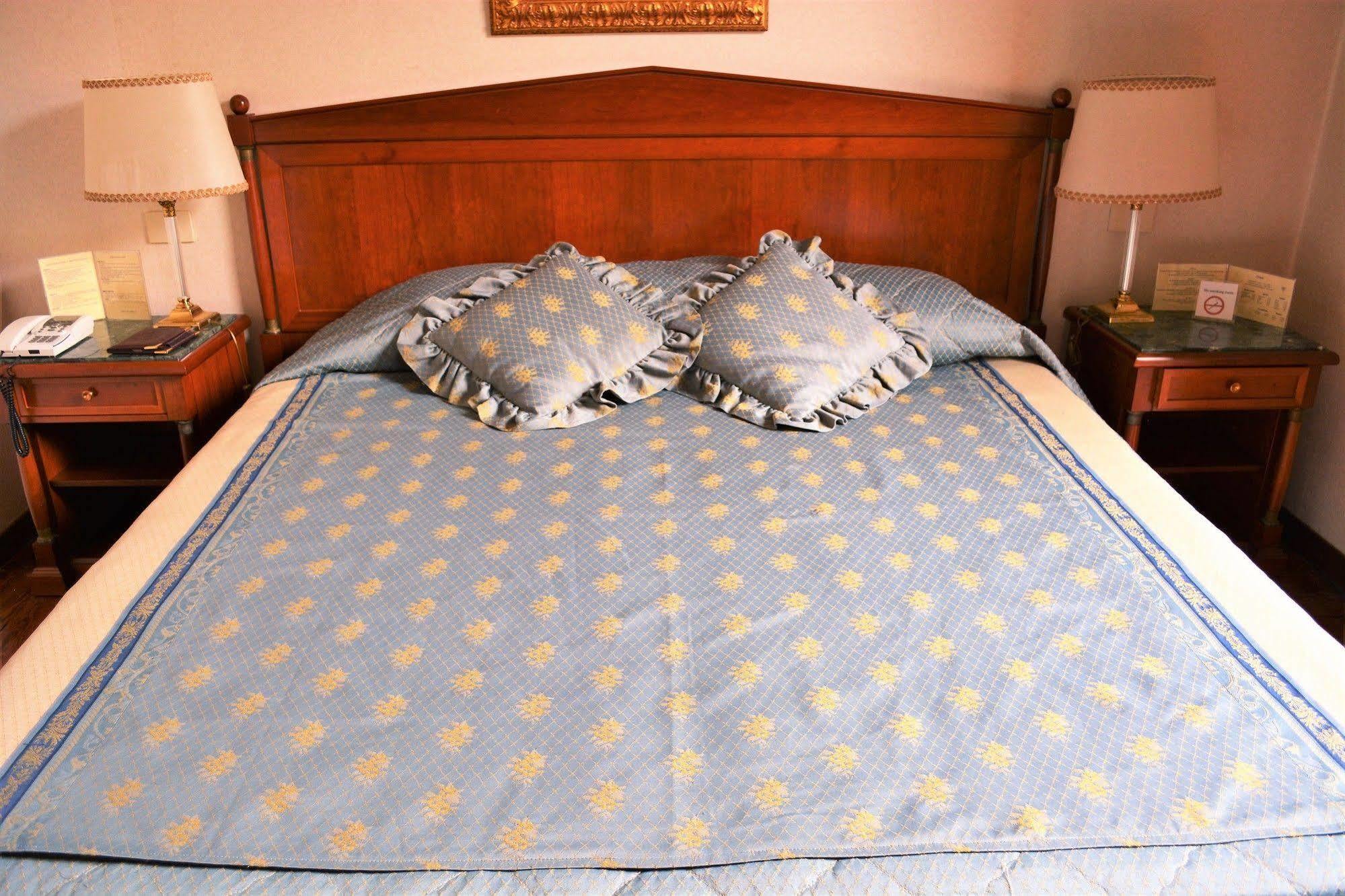 Antica Leonardo 3* Mailand