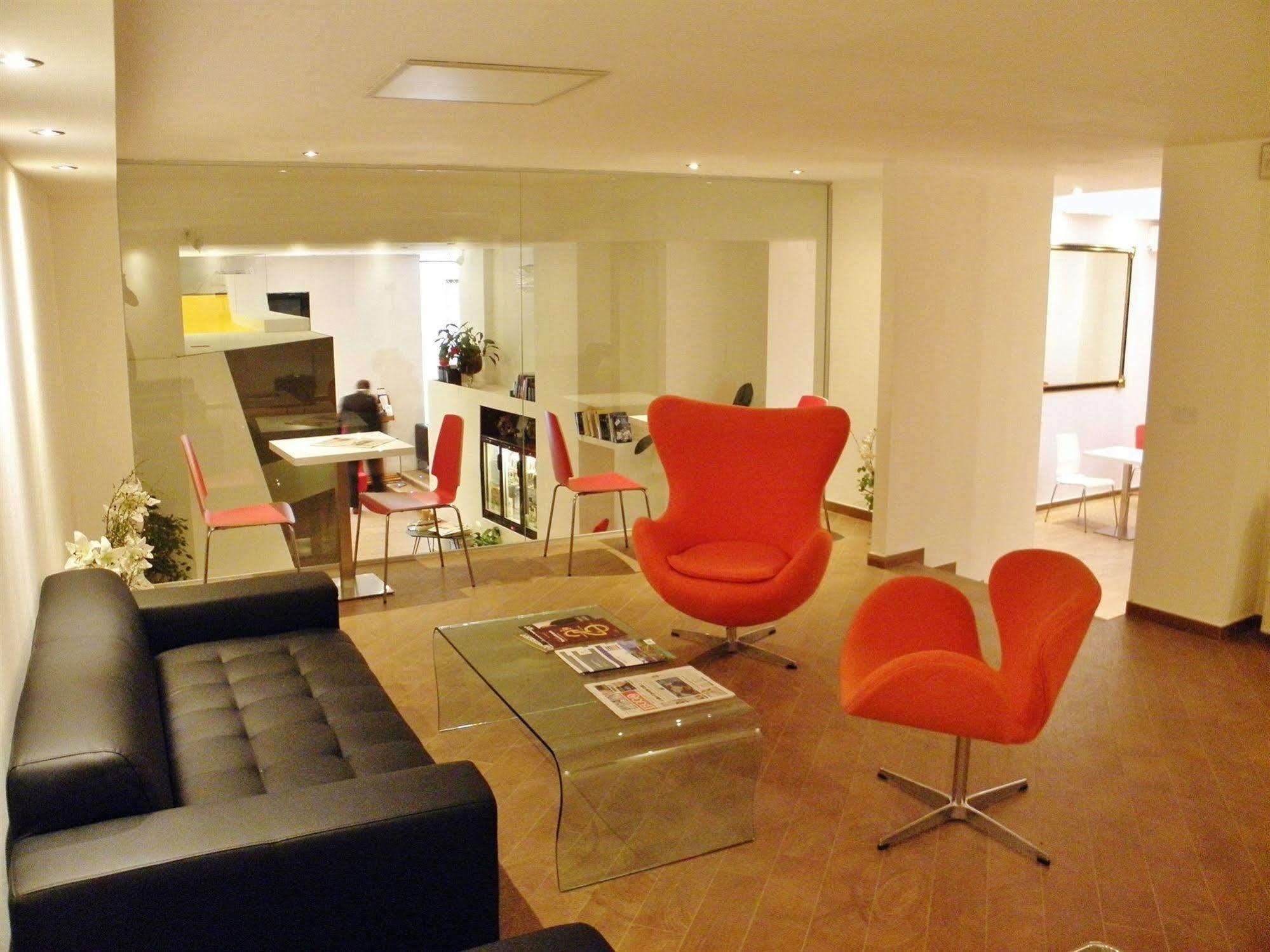 Hotel Genius Downtown 3*