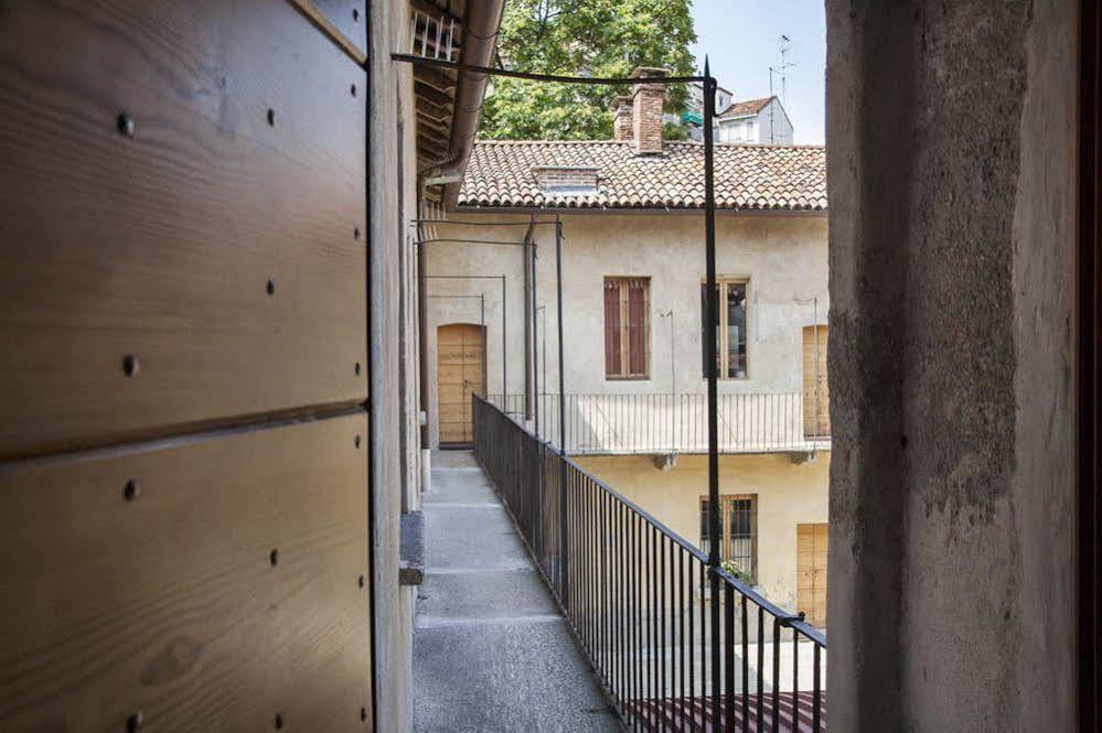 Un Posto A - All'interno Di Cascina Del 700 Milan