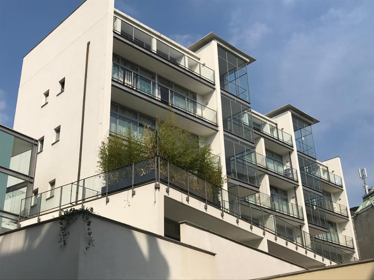 Apartamento Red Line