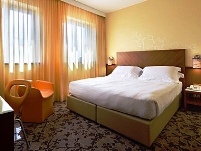 Una Mediterraneo Hotel 4*