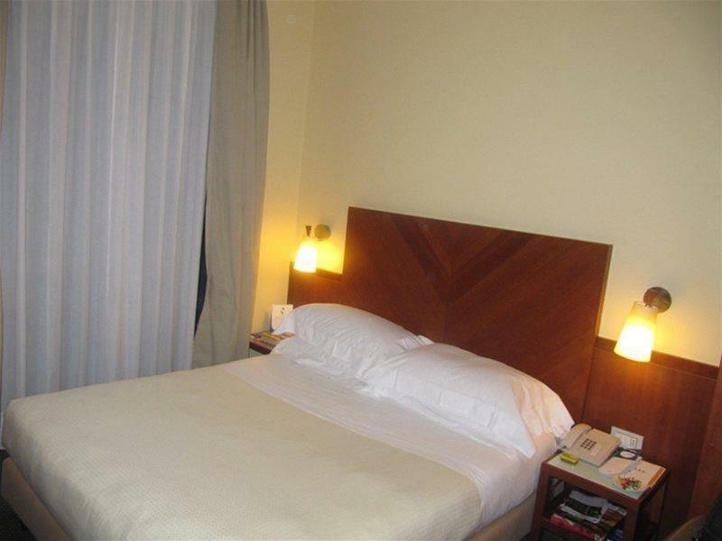 Una Mediterraneo Hotel 4*