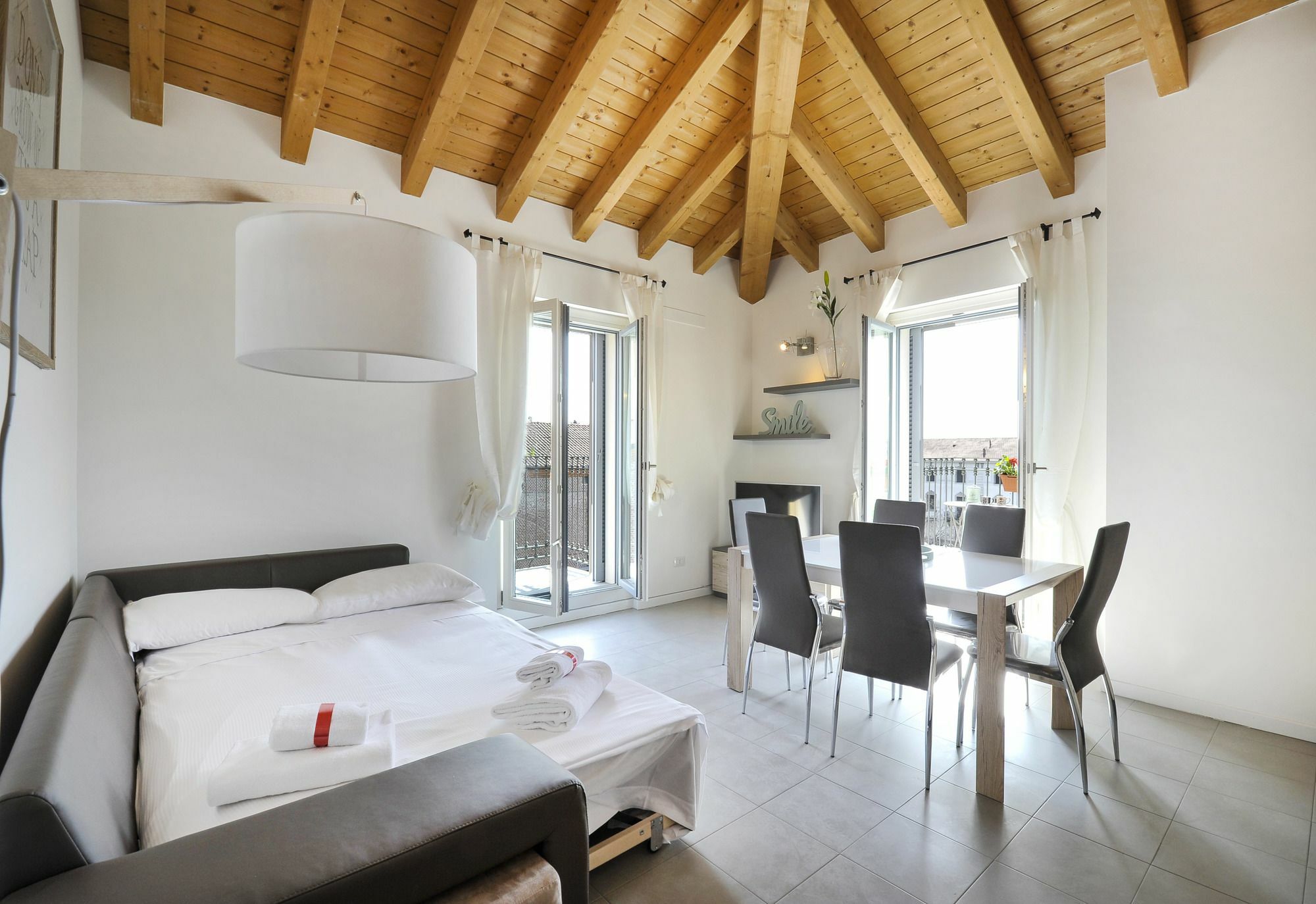 Porta Vittoria Apartment *