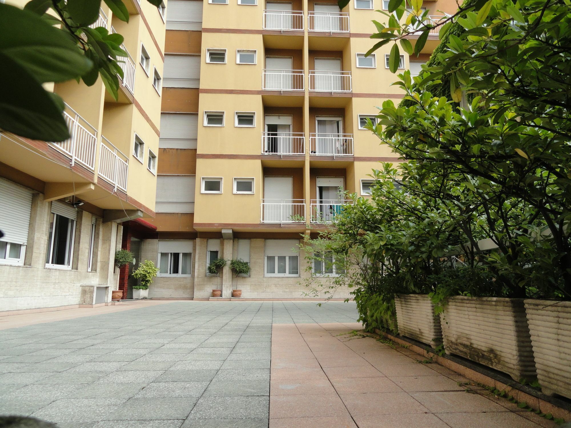 Aparthotel Giusti 6 Milão