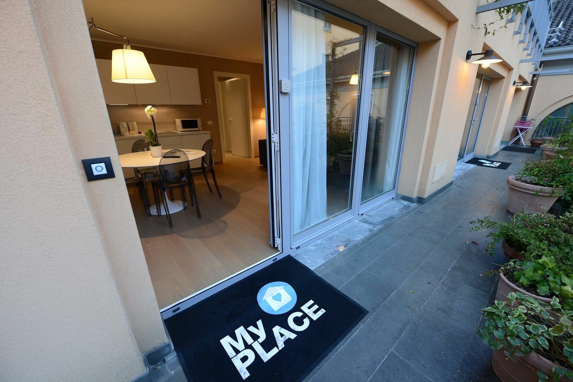 Myplace Corso 11 Apartment Mailand