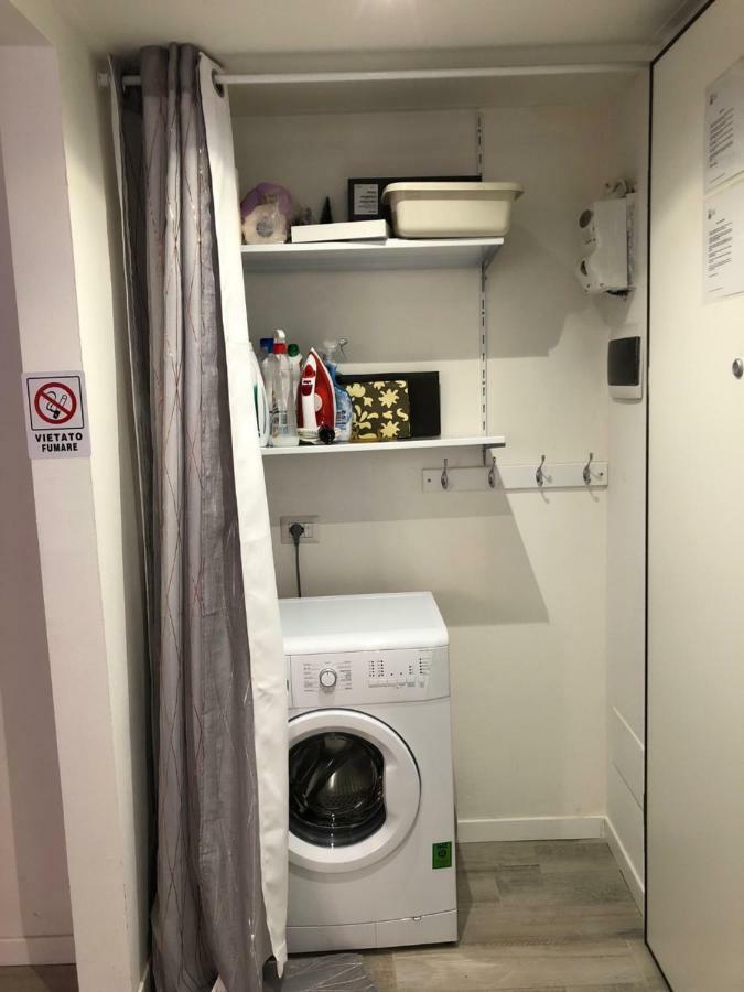 Joy House -central Near Metro Arco Della Pace Brera-entire Perfect For Work & Play, Nightlife With Ac & Fast Wifi Welcome To The Cool Joy House! Apartamento
