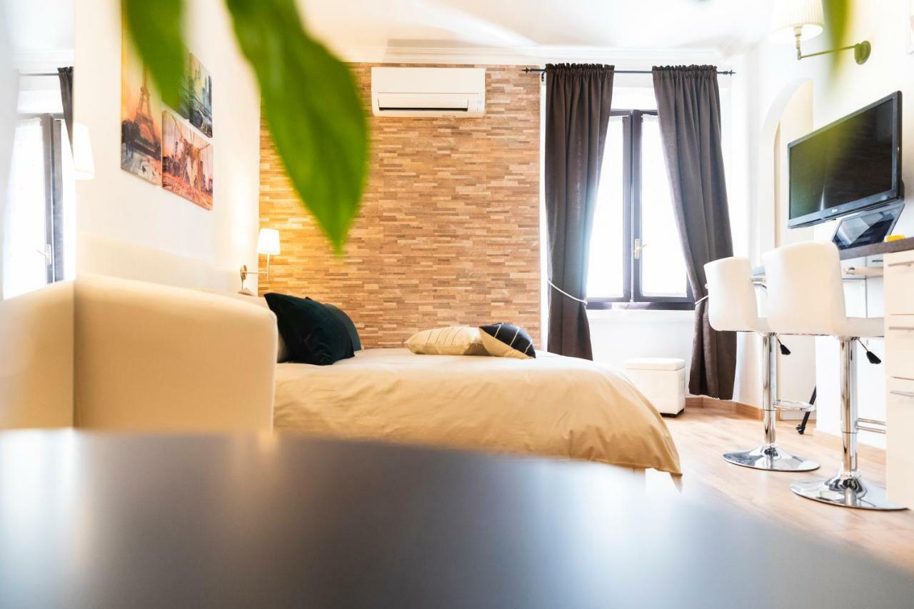 Smart - Downtown Apartment
