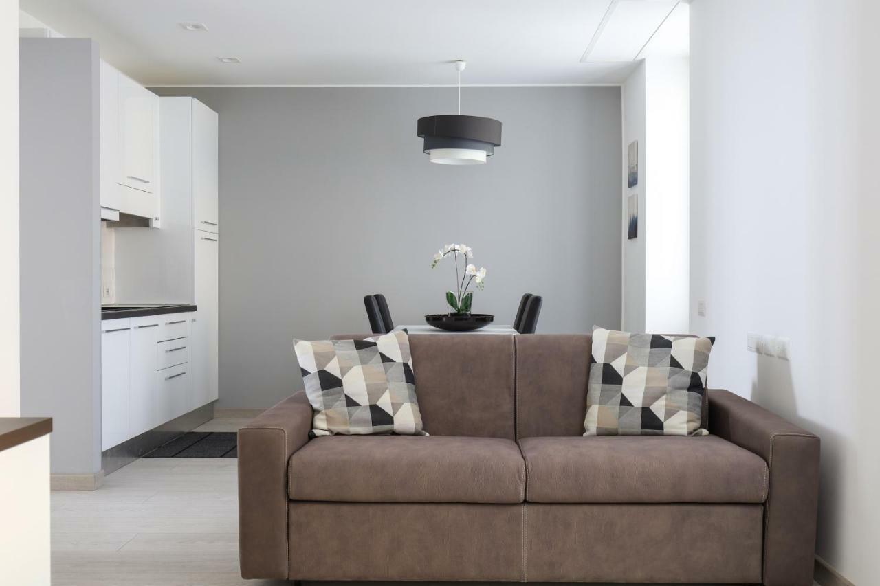 Center - Porta Romana Apartment *