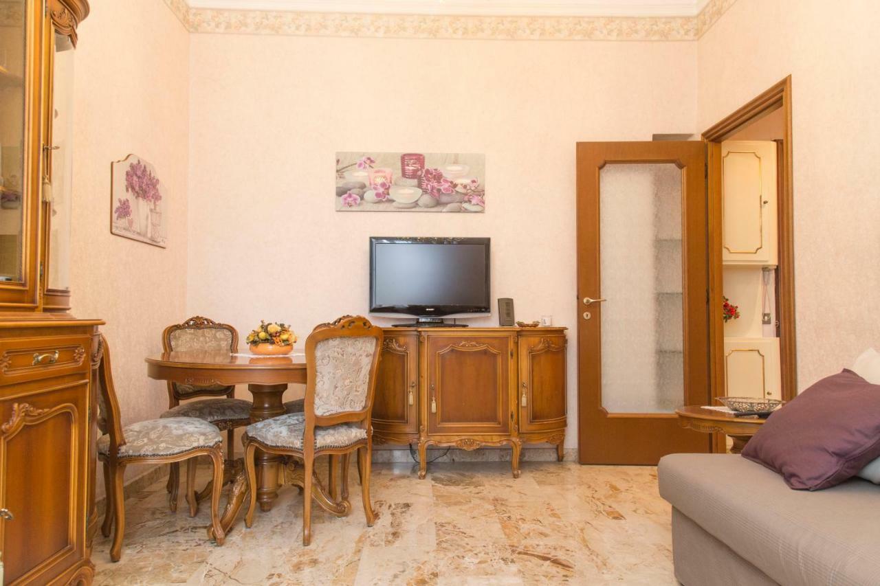 Elegant And Cozy In Citta Studi Apartment