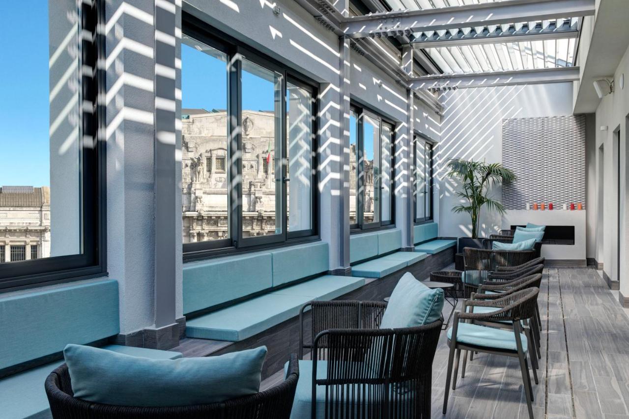 Iq Hotel 4*