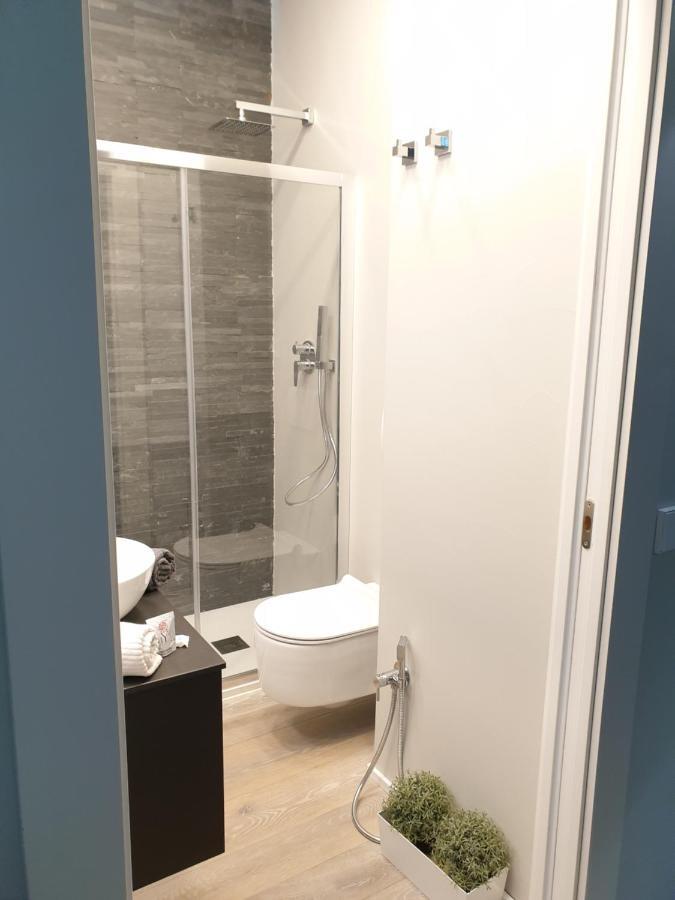 Jewel Apartment *