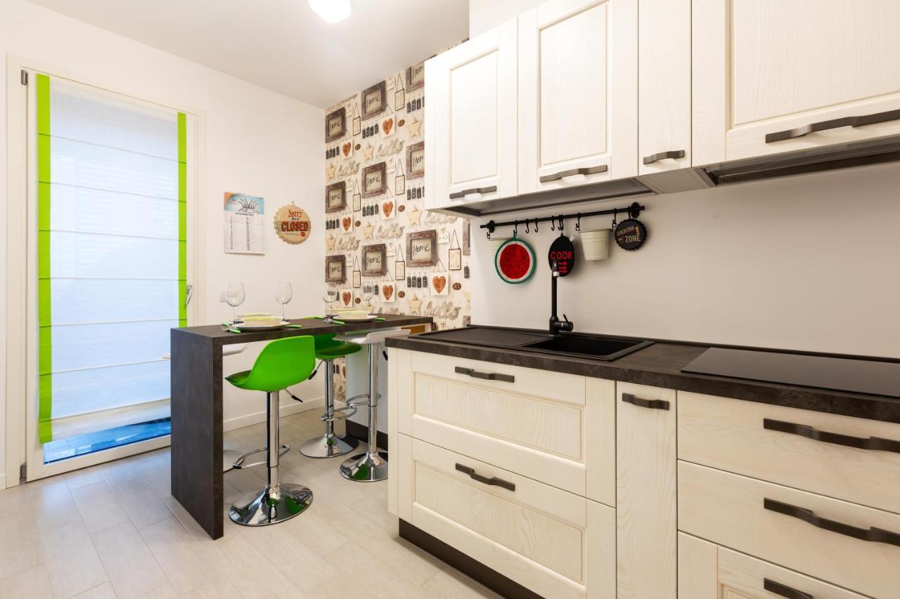 Fiera Flat With Garage Apartamento *