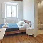 Milano Navigli Apartment - Via Vigevano